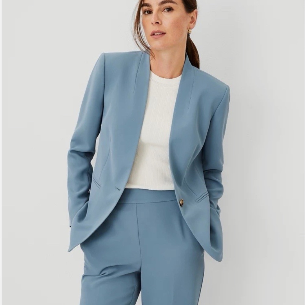 NWT Ann Taylor Long Collarless Blazer in Fluid Crepe - Blue Echo